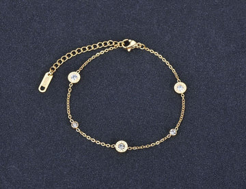 Classic Roman Numerals AAA+ Cubic Zirconia Diamonds Chain & Link Titanium Steel Bracelet - The Jewellery Supermarket